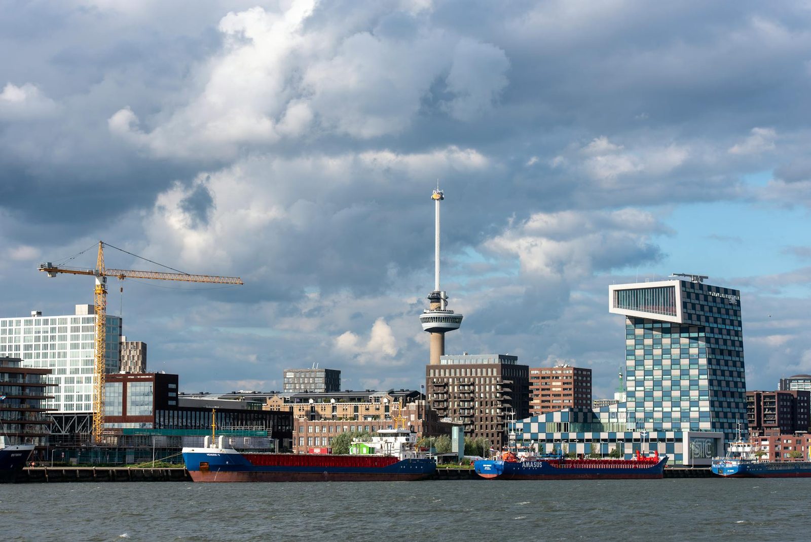 Waarom Katendrecht (en niet Rotterdam-Centraal)